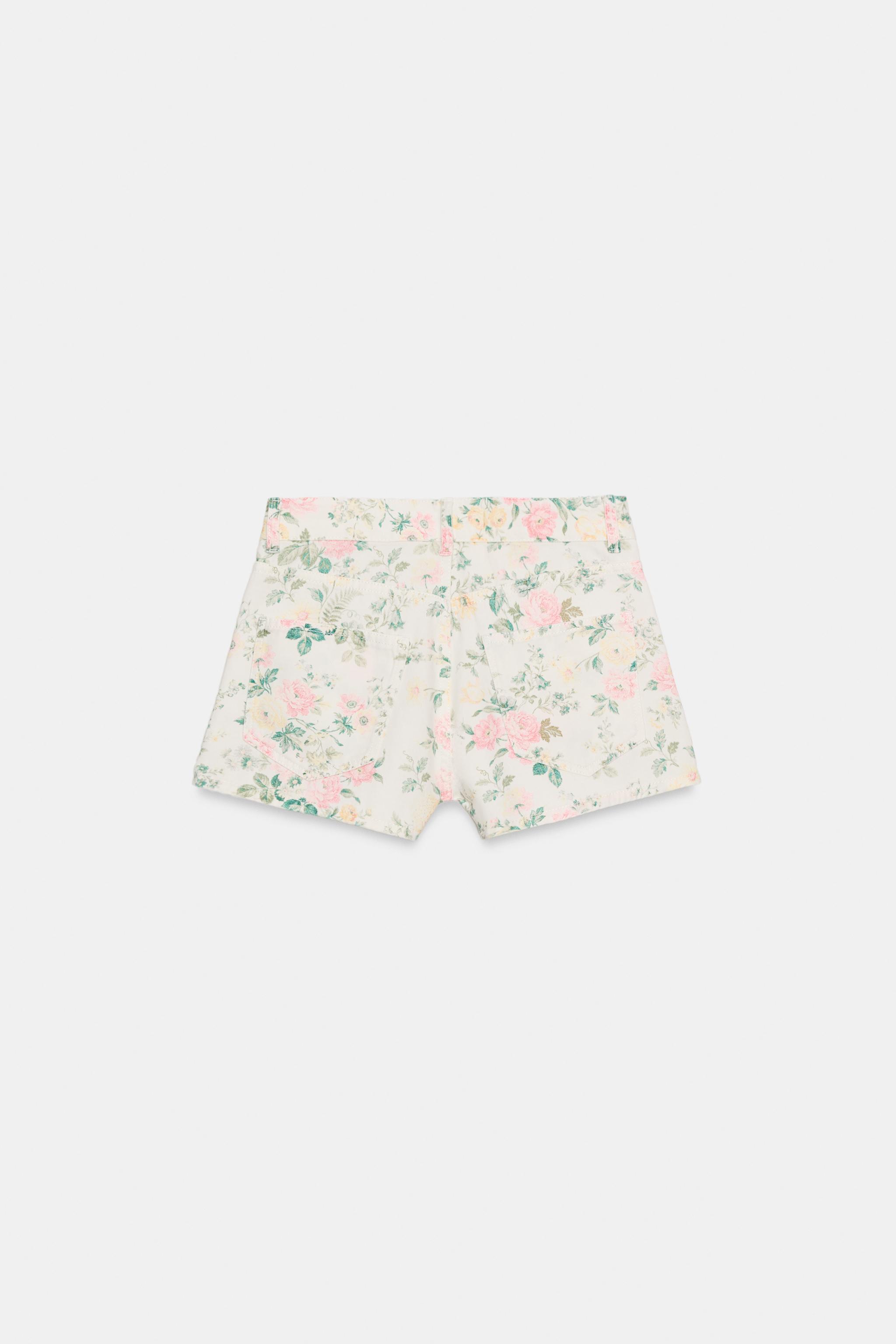 SHORT EN JEAN À FLEURS TRF TAILLE HAUTE